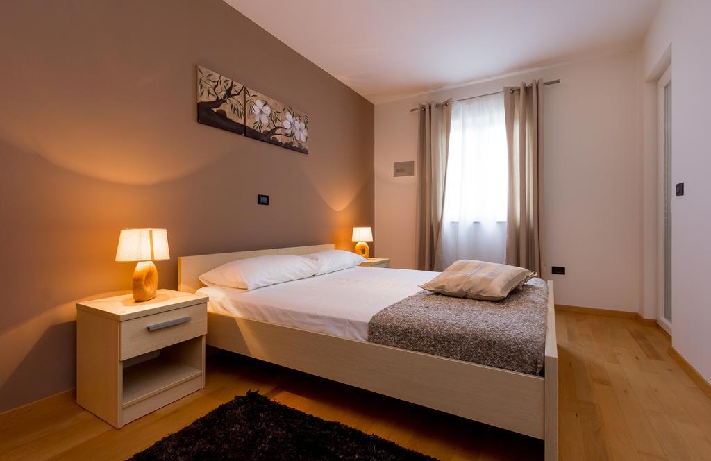 Apartments Stella Rovinjsko Selo Zimmer foto