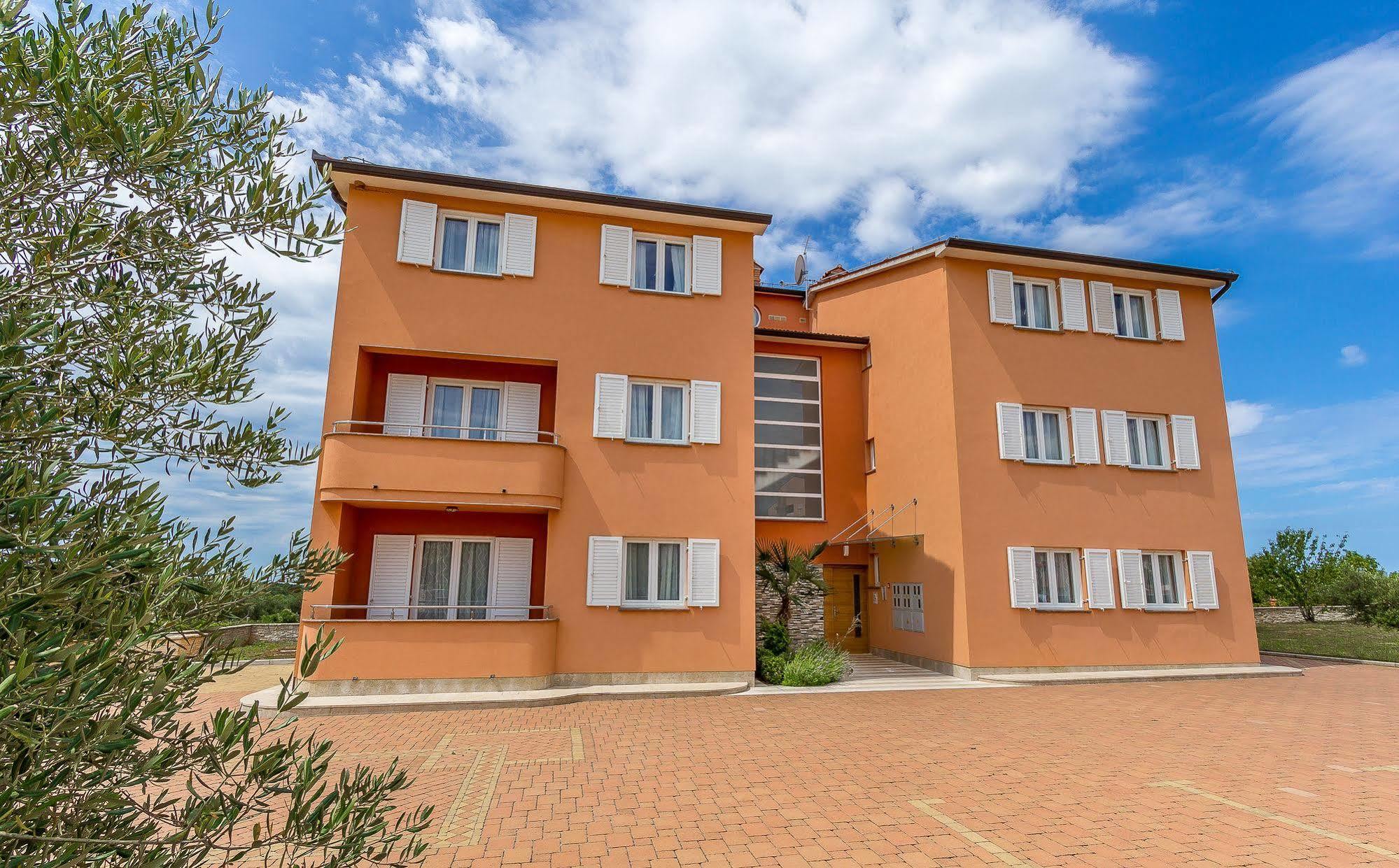 Apartments Stella Rovinjsko Selo Exterior foto